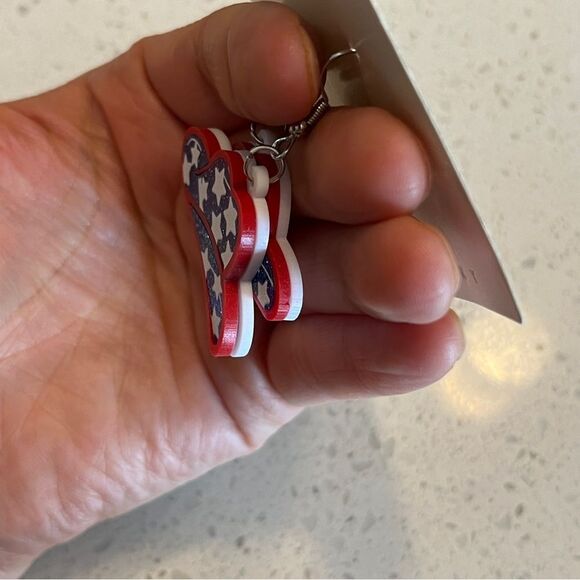 Cowboy hat western American flag 4th of July earrings - Picture 4 of 8